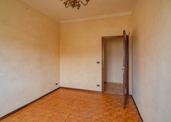 Quadrilocale Via Valentino, Busca - foto 17