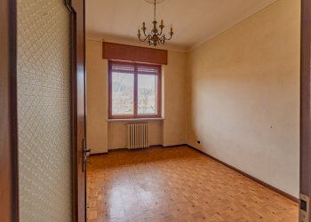 Quadrilocale Via Valentino, Busca - foto 18