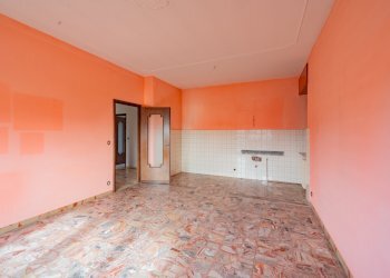 Trilocale Via Valentino, Busca - foto 4