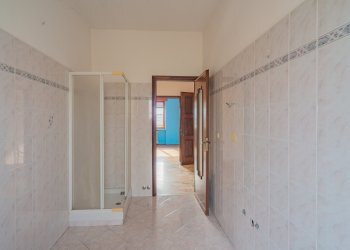 Three-room apartment Via Valentino, Busca - photo 16