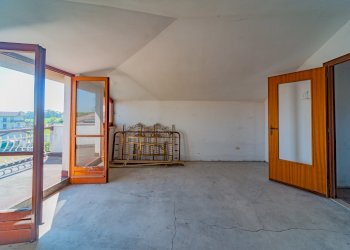 Attic Via Borgo San Dalmazzo, Cervasca - photo 8