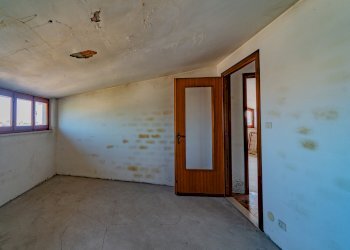 Attic Via Borgo San Dalmazzo, Cervasca - photo 16
