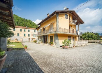 Semi-detached Villa Via Roma, Valgrana - photo 1