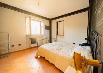 Two-room apartment Via Roma, Caraglio - photo 5