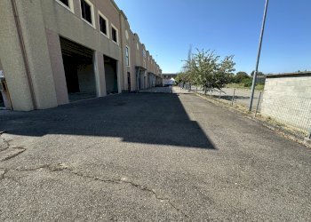 Commercial Premises San Cesario sul Panaro - photo 17