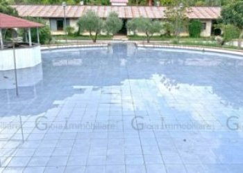 Attività Commerciale Roccaromana - foto 12