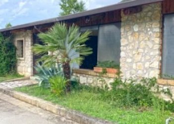 Attività Commerciale Roccaromana - foto 26