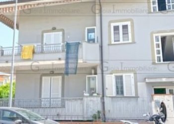 Porzione di casa Mondragone - foto 2