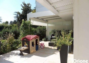 Porzione di casa Modena - foto 19