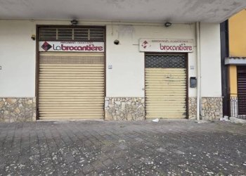 Negozio via delle Puglie, Mercato San Severino - foto 1
