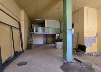 Negozio via delle Puglie, Mercato San Severino - foto 3