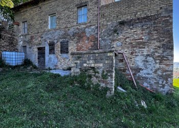 Foto 9 - Independent house Contrada Montone
 
39, Montegiorgio - photo 9