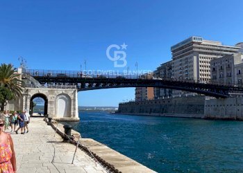 Foto 35 - Ufficio Via Pisanelli
 
35, Taranto - foto 34