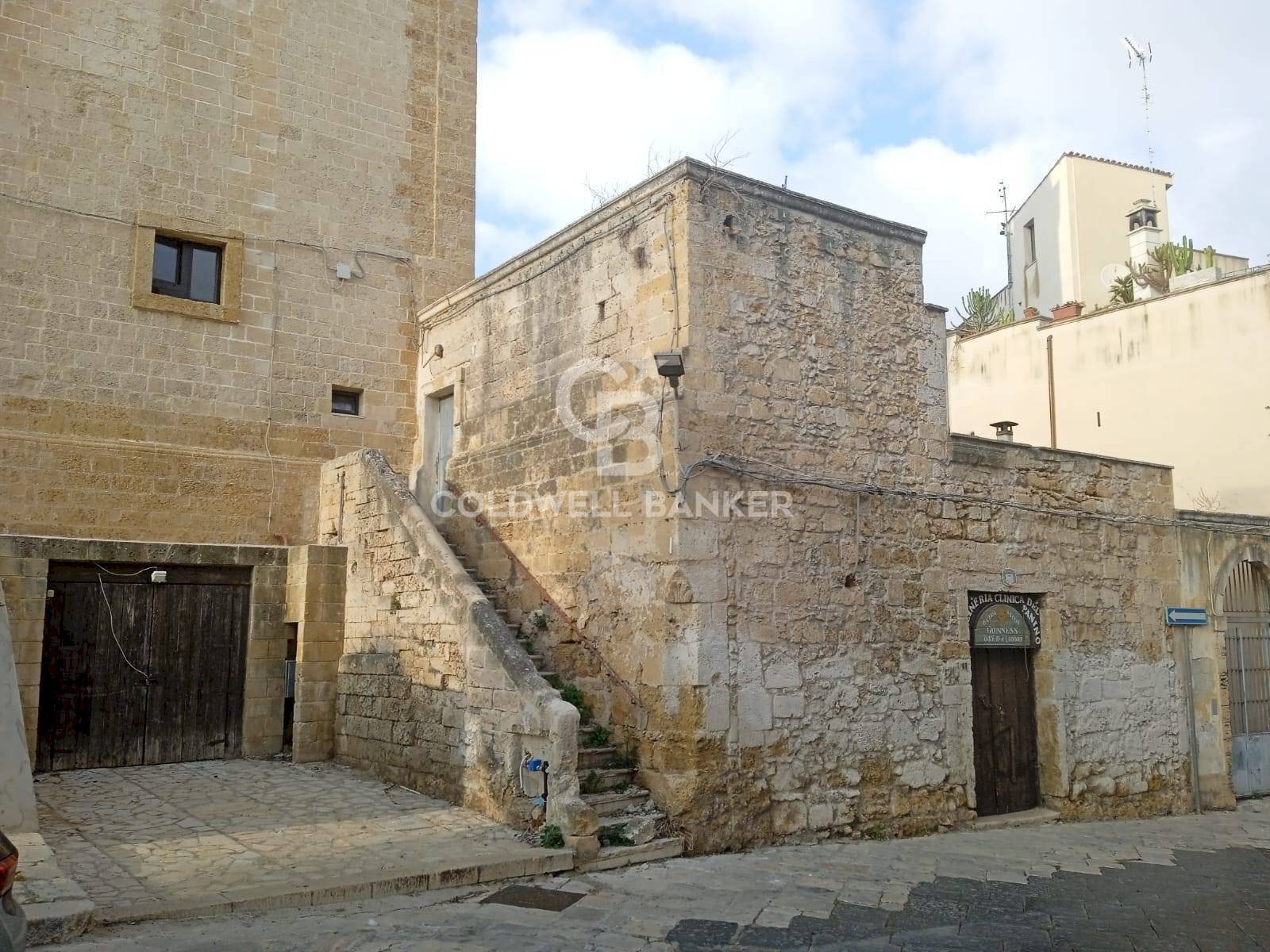 Foto 1 - Locale Commerciale Via Annibale De Leo
 
9-11, Brindisi - foto 1