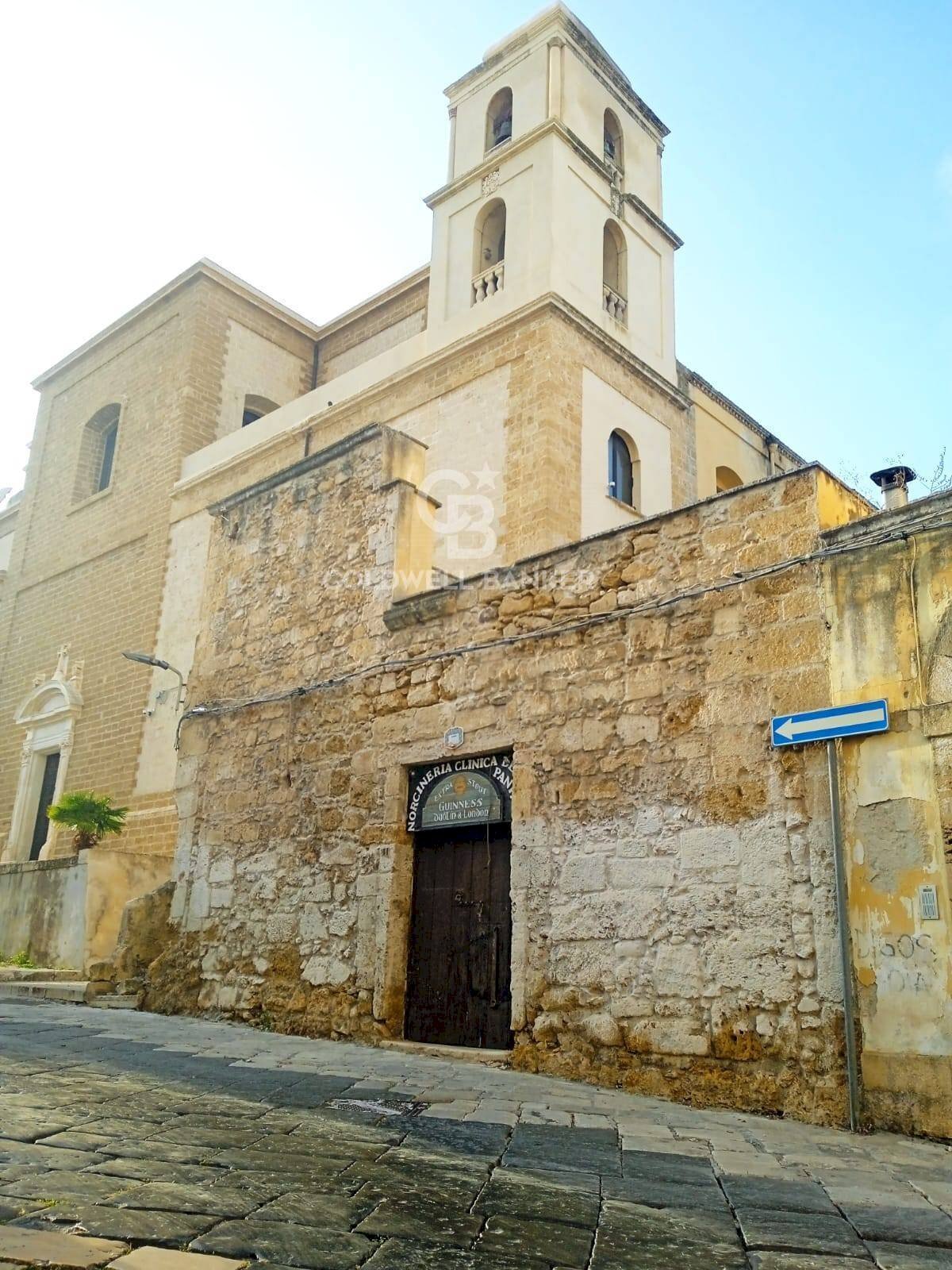 Foto 2 - Locale Commerciale Via Annibale De Leo
 
9-11, Brindisi - foto 2