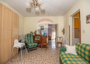 Soggiorno - Casa semi indipendente Via Cappuccini
 
40/42/44, Caltagirone - foto 11