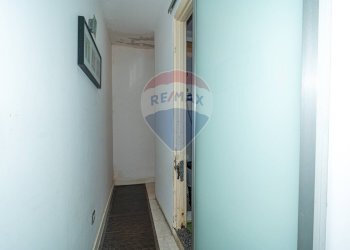 Hall / corridoio - Casa semi indipendente Via Cappuccini
 
40/42/44, Caltagirone - foto 44