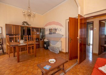 Sala da pranzo - Casa indipendente Via San Giovanni
 
34, Vizzini - foto 14