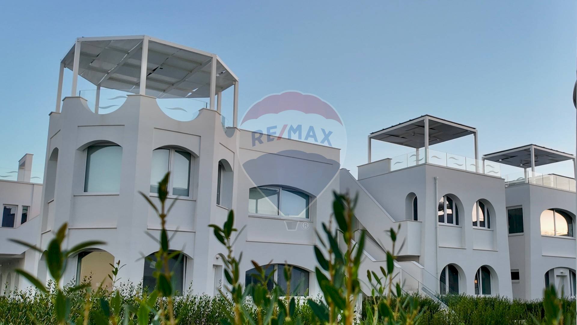 Edificio all\'aperto - Trilocale Via Loreto
 
1, Numana - foto 1