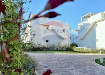 Edificio all\'aperto - Trilocale Via Loreto
 
1, Numana - foto 32