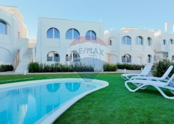 Piscina - Trilocale Via Loreto
 
1, Numana - foto 46