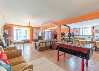 Sala da pranzo - Villa via giglio vecchio
 
13, Montefiascone - photo 9