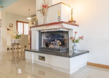 Dettagli - Villa via giglio vecchio
 
13, Montefiascone - photo 30