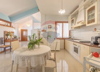 Cucina - Villa via giglio vecchio
 
13, Montefiascone - photo 36