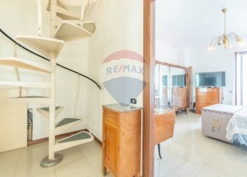 Scale - Villa via giglio vecchio
 
13, Montefiascone - photo 46