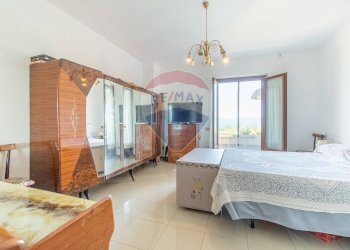 Camera / camera da letto - Villa via giglio vecchio
 
13, Montefiascone - photo 49