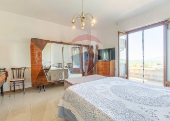 Camera / camera da letto - Villa via giglio vecchio
 
13, Montefiascone - photo 50