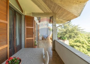 Balcone - Villa via giglio vecchio
 
13, Montefiascone - photo 67