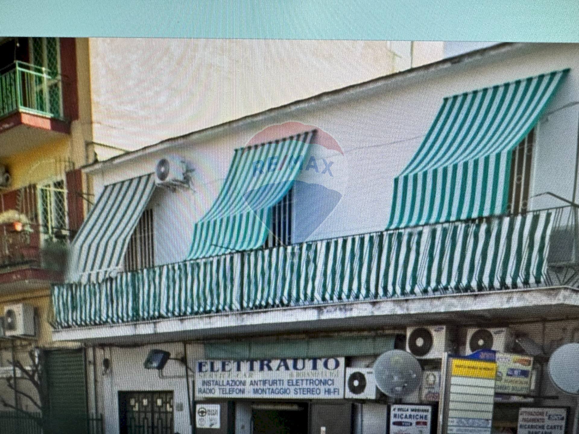 Edificio all\'aperto - Quadrilocale Via Santa Maria ai Monti
 
96, Napoli - foto 2