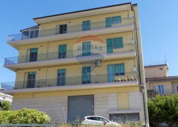 Edificio all\'aperto - Appartamento VIA ALCIDE DE GASPERI
 
3, Ragusa - foto 1
