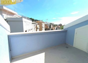 PRIMO PICCOLO TERRAZZO - Appartamento Via Cona
 
77, Teramo - foto 5