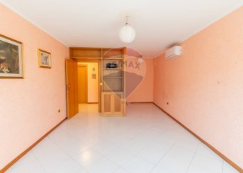 Stanza vuota - Office via Dei Cantieri
 
2 /n, Palermo - photo 8