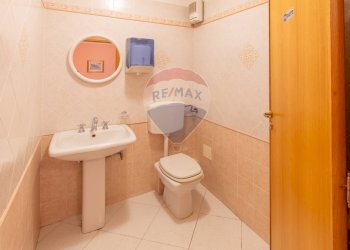 Bagno - Office via Dei Cantieri
 
2 /n, Palermo - photo 10