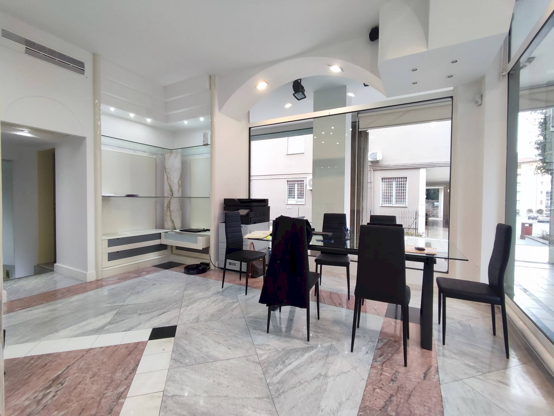 Foto 1 - Attività Commerciale via ROMA
 
44/C, Sarnico - foto 1