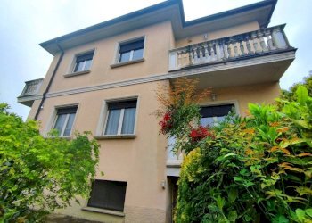 Facciata - Villa via Monte Bianco, Arese - foto 2