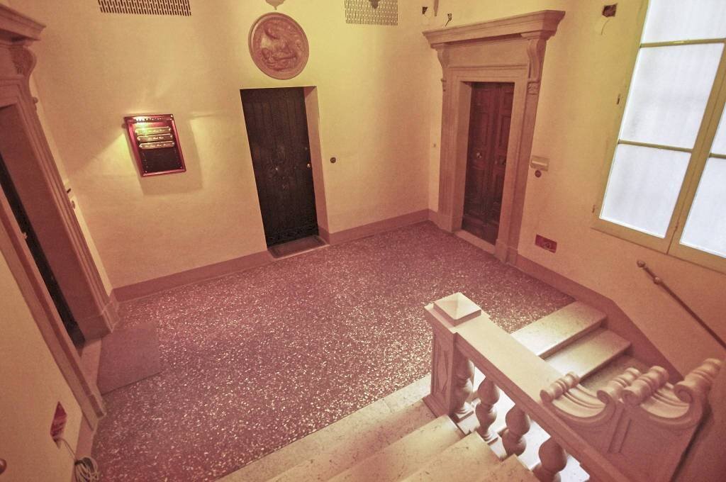 Interno palazzo - Appartamento via Francesco Rizzoli, 40, Bologna (zona Centro Storico) - foto 2