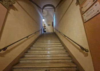 Scala - Appartamento via Francesco Rizzoli, 40, Bologna (zona Centro Storico) - foto 32
