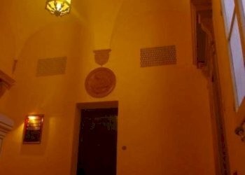 Interno palazzo - Appartamento via Francesco Rizzoli, 40, Bologna (zona Centro Storico) - foto 14