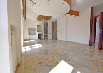 Salone - Appartamento via Cuneo, 18, Mondovì - foto 12