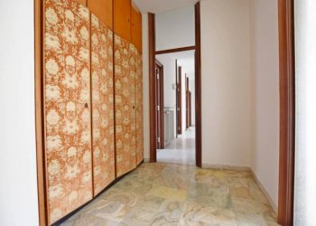 Corridoio - Appartamento via Cuneo, 18, Mondovì - foto 24