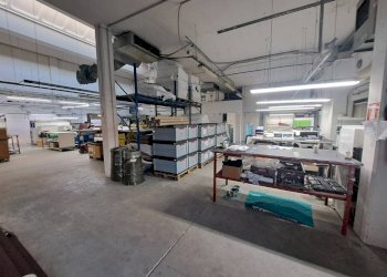 Interno non residenziale - Capannone via Enrico Mannelli, Signa - foto 2