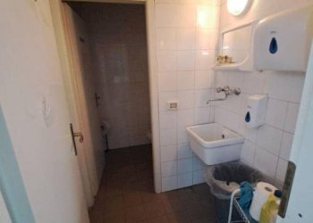 Bagno - Capannone via Enrico Mannelli, Signa - foto 12