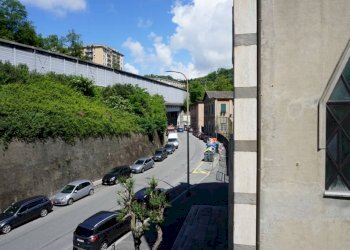 Vista - Bilocale via San Bartolomeo del Fossato, 67, Genova (zona Sampierdarena) - foto 15