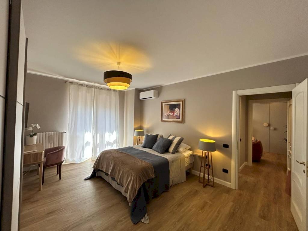 Camera da letto - Two-room apartment via Piave, 12A, Bra - photo 3