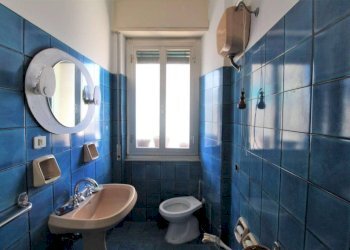 Bagno - Trilocale via Pasquale Berghini, Genova (zona Marassi) - foto 5