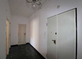 Interno appartamento - Trilocale via Pasquale Berghini, Genova (zona Marassi) - foto 7